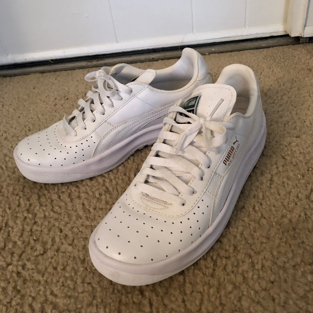 Puma Sneakers